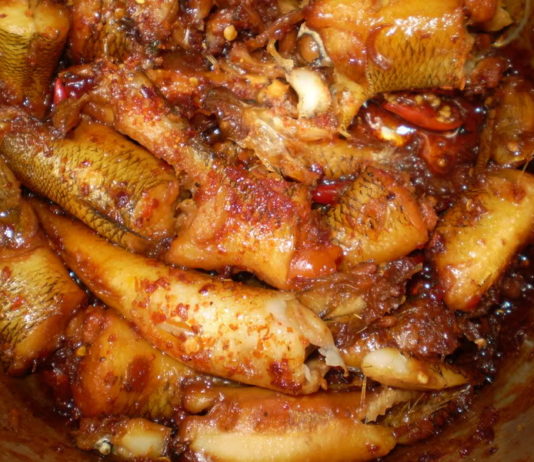 ca bong kho tieu